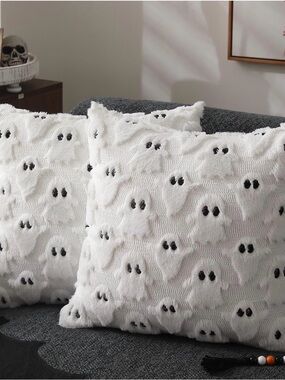 BNIB Ghost Accent Pillow Cover, set of 2, 16 x 16, White